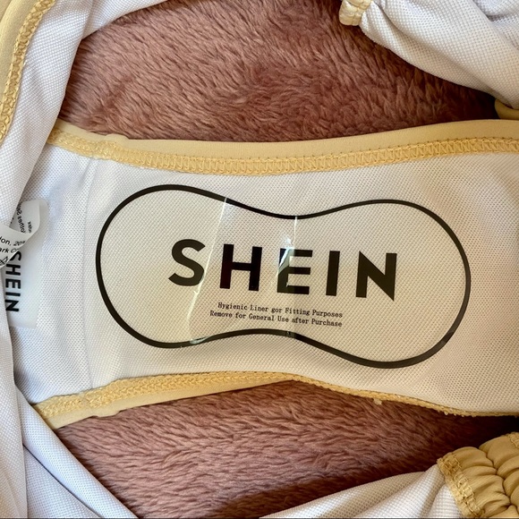 Cream colored bikini from SHEIN - Picture 5 of 5